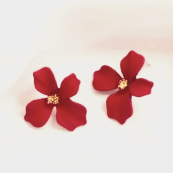 Big Blood Red Flower Post Earrings 3D Floral Statement Pretty Feminine - Picture 2 of 3